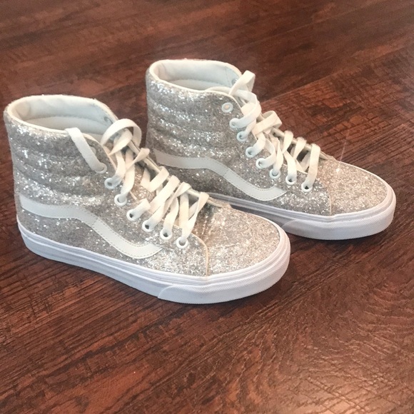 vans chunky sneakers